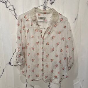 Gorgeous Cottagecore Abercrombie Floral White Blouse with Lace Collar